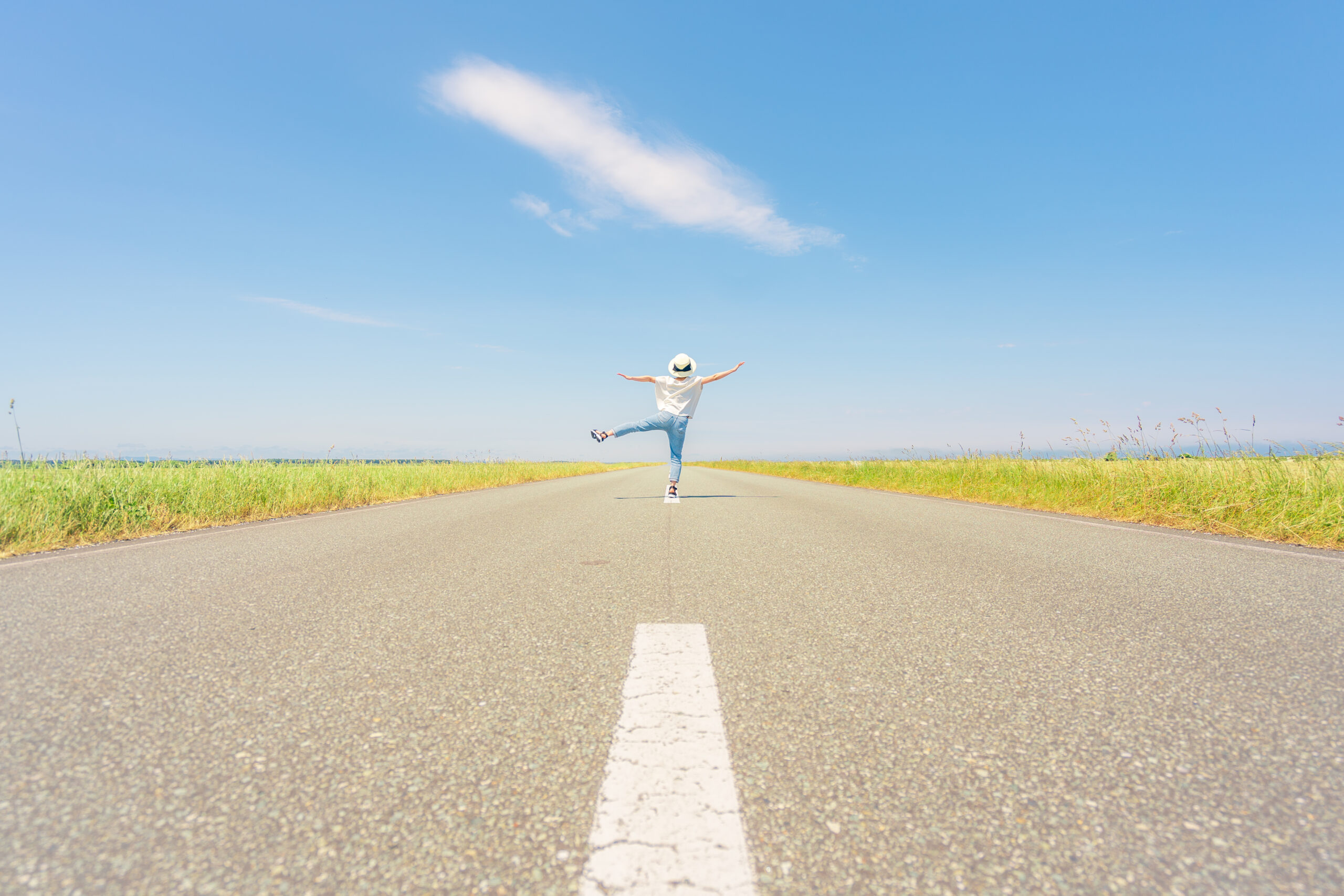 宗谷管内猿払村にあるエサヌカ線の写真、CHI_KO Photo GalleryではSONYα7Ⅲで撮影した風景写真のダウンロードが可能です