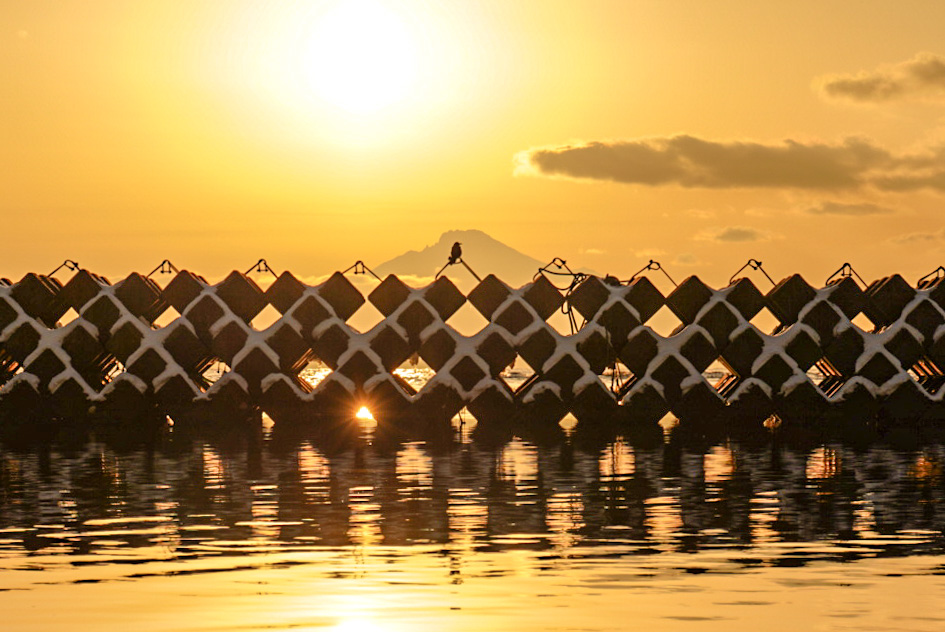 宗谷管内稚内市にある坂の下海水浴場の夕景の写真、CHI_KO Photo GalleryではSONYα7Ⅲで撮影した風景写真のダウンロードが可能です